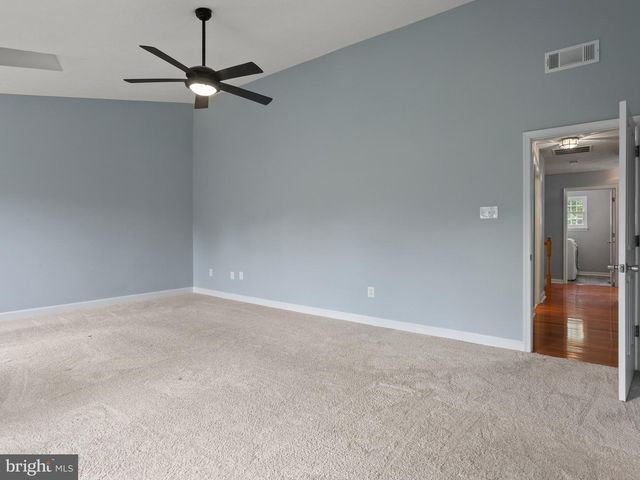 2417 KEMPER RD, Crofton, MD 21114