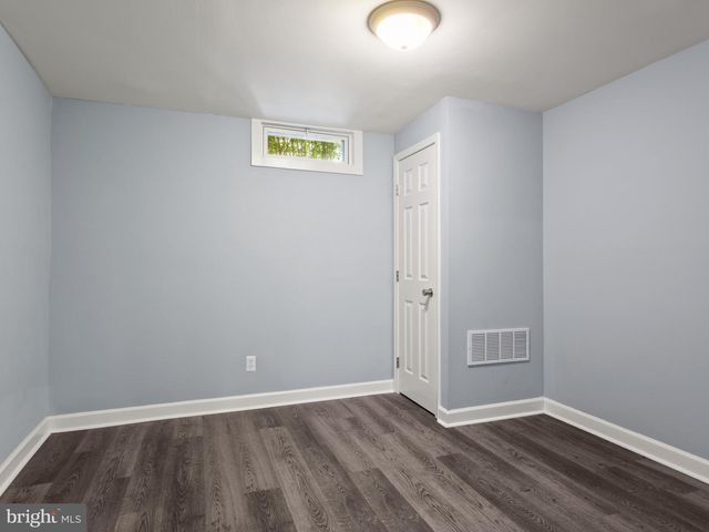 2417 KEMPER RD, Crofton, MD 21114