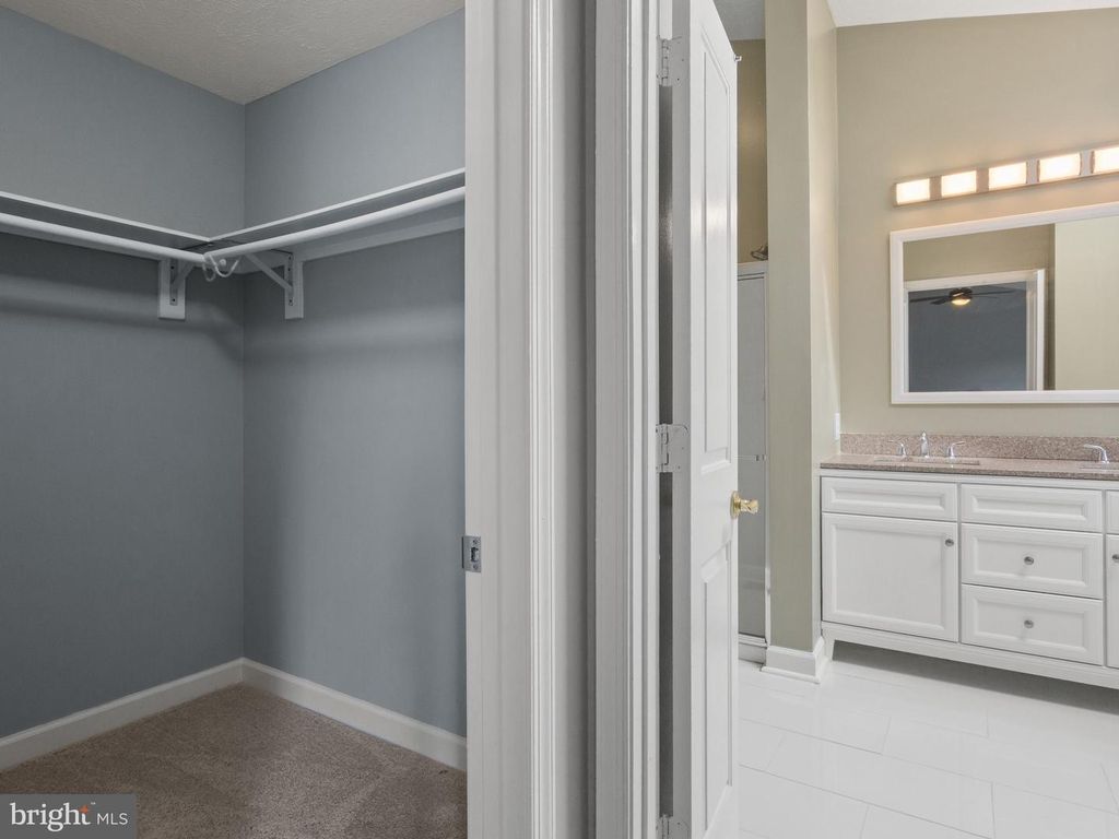 Image 34 of property listing at 2417 KEMPER RD, Crofton, MD 21114