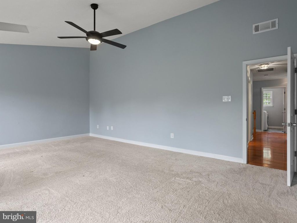 Image 37 of property listing at 2417 KEMPER RD, Crofton, MD 21114