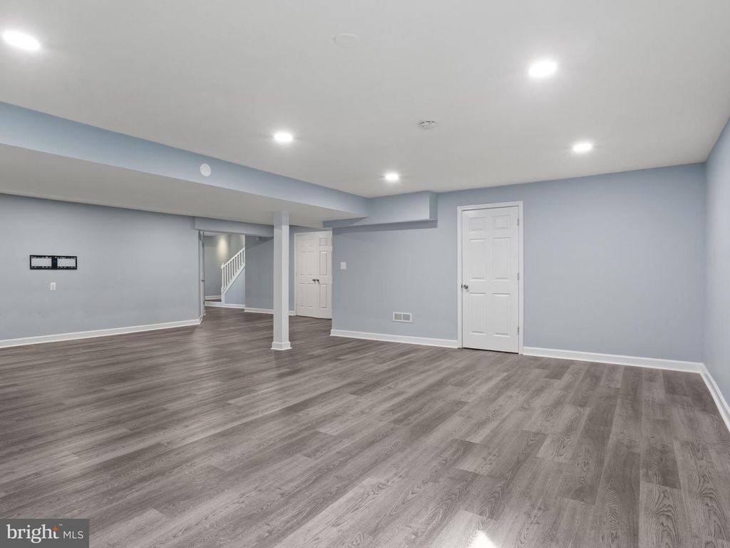 Image 45 of property listing at 2417 KEMPER RD, Crofton, MD 21114