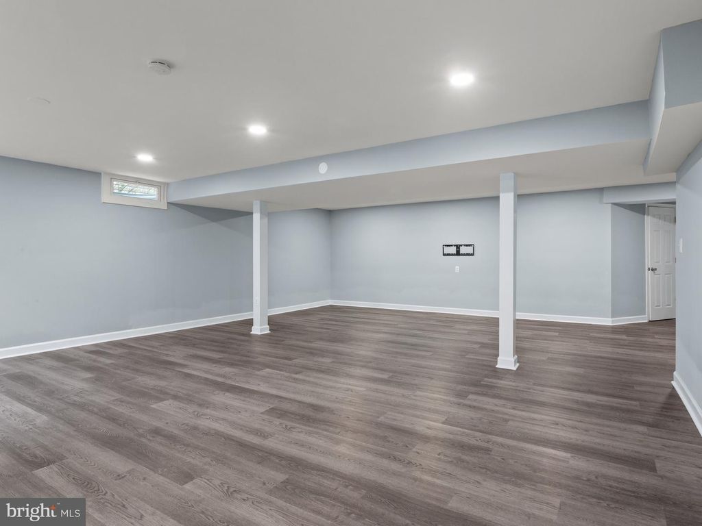 Image 46 of property listing at 2417 KEMPER RD, Crofton, MD 21114