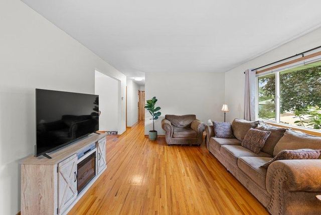 10816 Stanley Avenue S, Bloomington, MN 55437