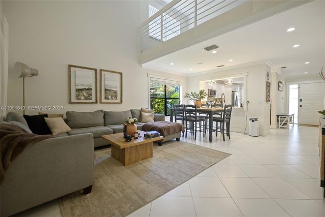 6183 Pine Tree Ln Unit B, Tamarac, FL 33319
