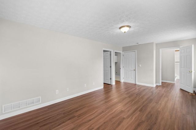122 Brookhaven Lane, Canton, GA 30114