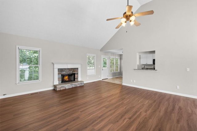122 Brookhaven Lane, Canton, GA 30114