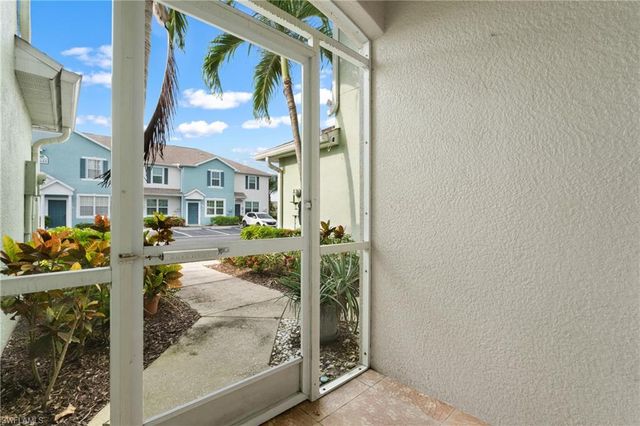 3647 Pine Oak CIR 103, Fort Myers, FL 33916