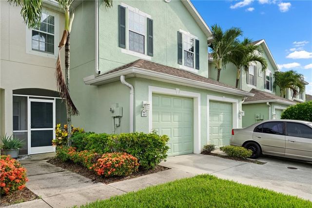 3647 Pine Oak CIR 103, Fort Myers, FL 33916