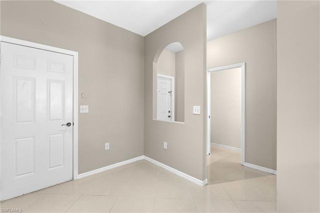 3647 Pine Oak CIR 103, Fort Myers, FL 33916