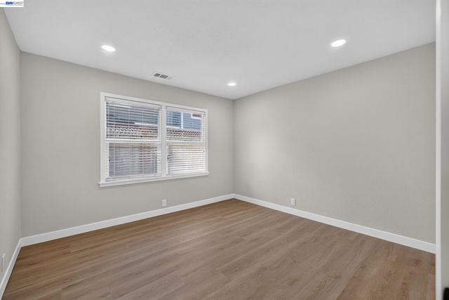 19515 Western Blvd, Hayward, CA 94541