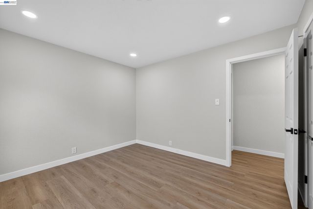 19515 Western Blvd, Hayward, CA 94541