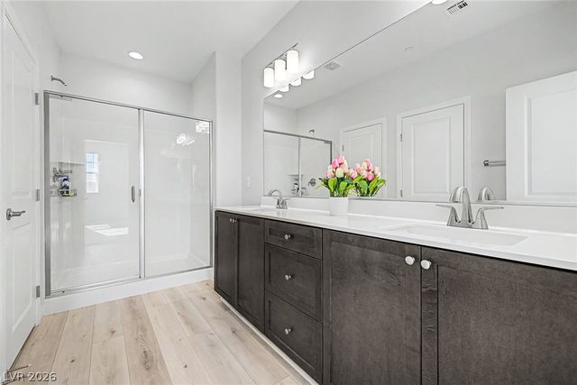 877 Mary Baer Way, Henderson, NV 89011