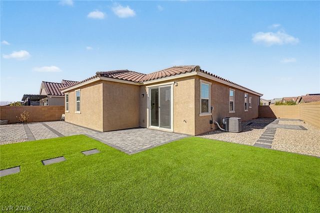 877 Mary Baer Way, Henderson, NV 89011