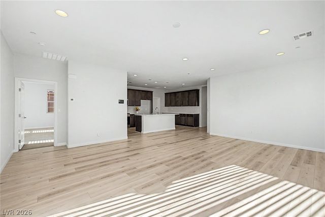 877 Mary Baer Way, Henderson, NV 89011