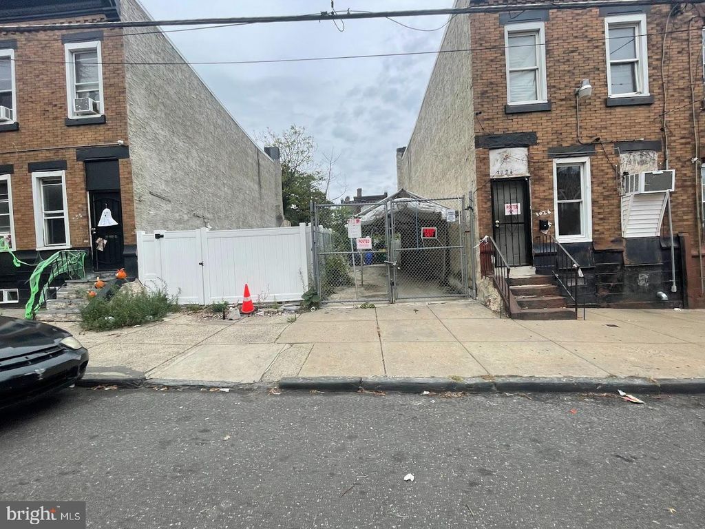 3024 N 8TH ST, Philadelphia, PA 19133
