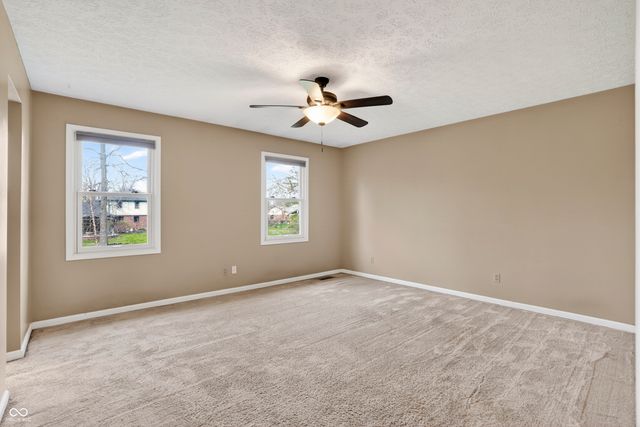 7802 Mallard Way, Indianapolis, IN 46256