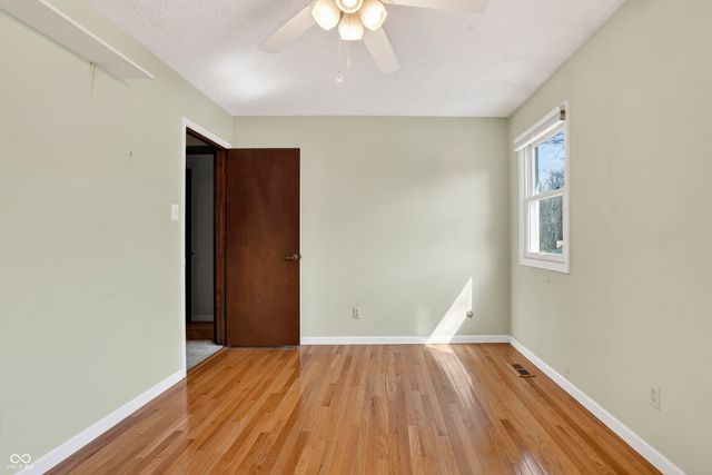 7802 Mallard Way, Indianapolis, IN 46256