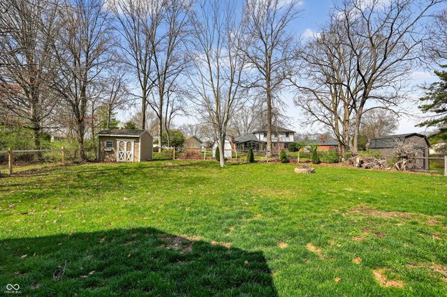 7802 Mallard Way, Indianapolis, IN 46256