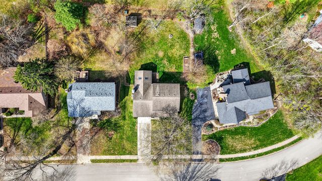 7802 Mallard Way, Indianapolis, IN 46256