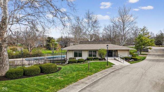 7802 Mallard Way, Indianapolis, IN 46256