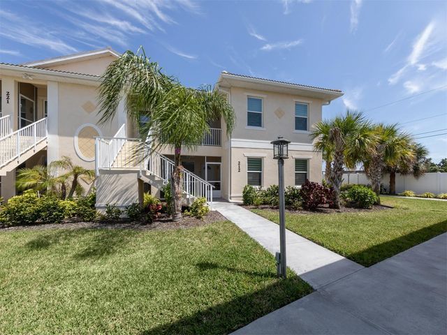 200 GARDENS EDGE DRIVE 212, Venice, FL 34285