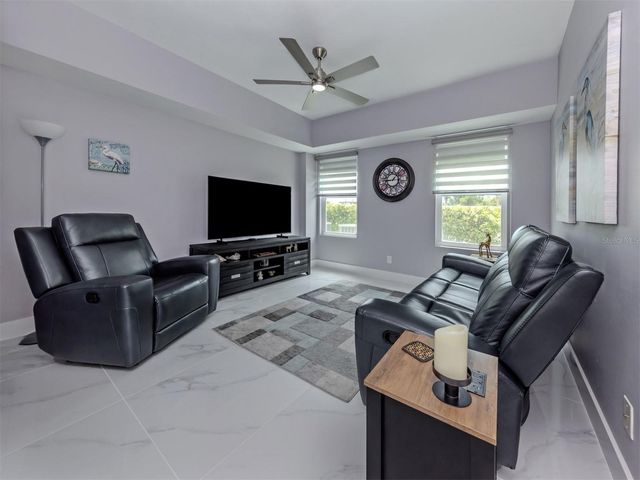 200 GARDENS EDGE DRIVE 212, Venice, FL 34285