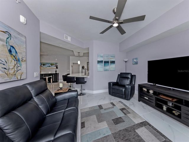 200 GARDENS EDGE DRIVE 212, Venice, FL 34285