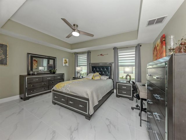 200 GARDENS EDGE DRIVE 212, Venice, FL 34285