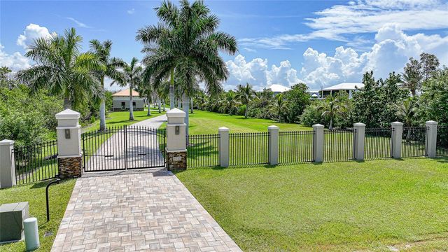 2755 CUSSELL DRIVE, St James City, FL 33956