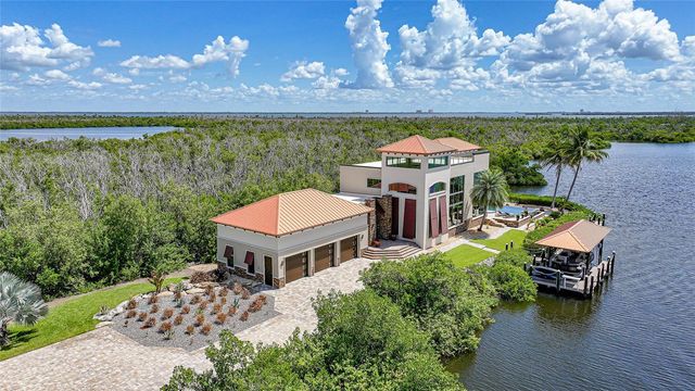 2755 CUSSELL DRIVE, St James City, FL 33956