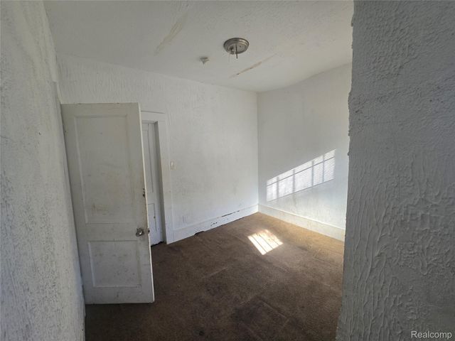 148 Winona Street, Highland Park, MI 48203