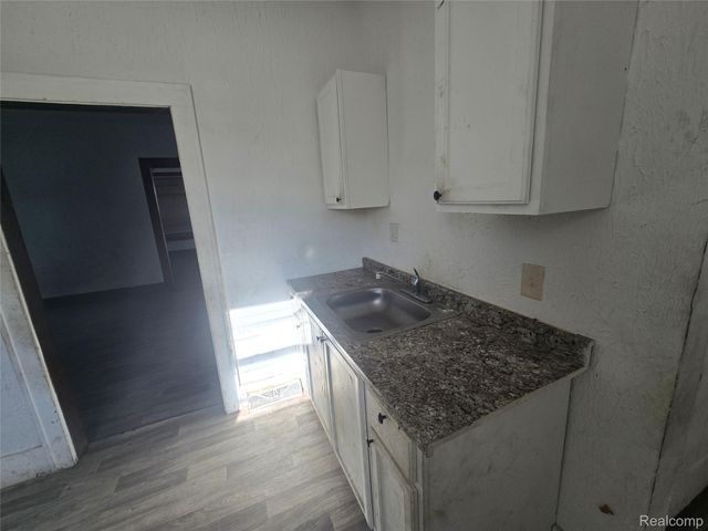 148 Winona Street, Highland Park, MI 48203