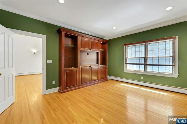 765 Colonial Road, Franklin Lakes, NJ 07417