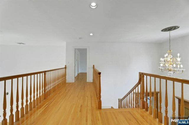 765 Colonial Road, Franklin Lakes, NJ 07417