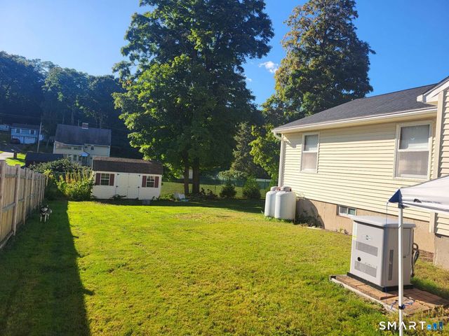 4 Moser Drive, Rocky Hill, CT 06067
