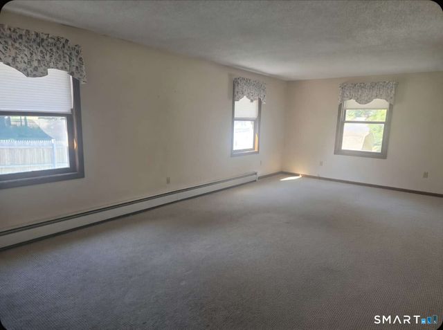 4 Moser Drive, Rocky Hill, CT 06067