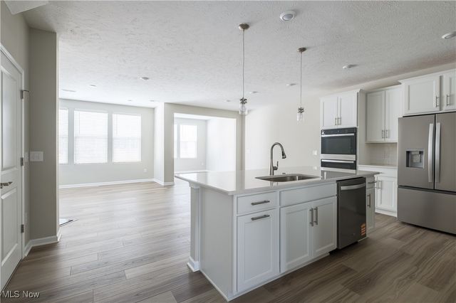 950-1 Memory Lane, Aurora, OH 44202