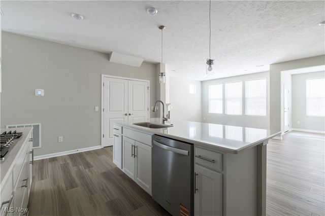 950-1 Memory Lane, Aurora, OH 44202