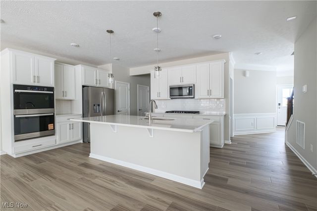 950-1 Memory Lane, Aurora, OH 44202