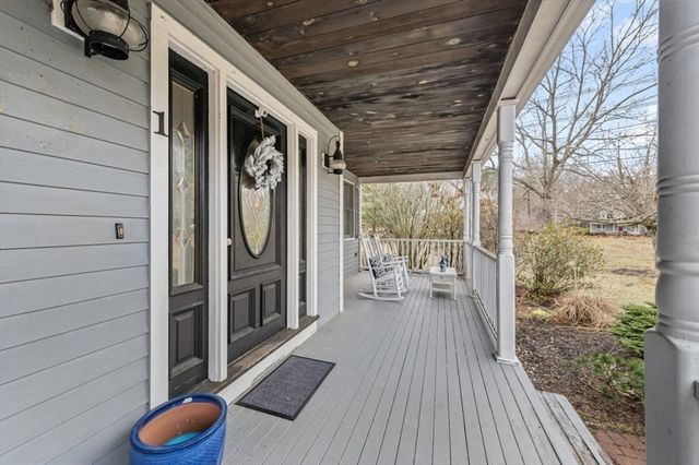 1 Whitcomb Way, North Reading, MA 01864