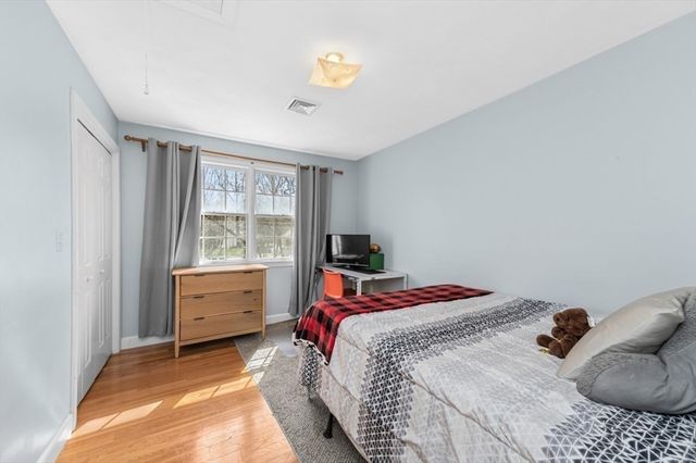 1 Whitcomb Way, North Reading, MA 01864