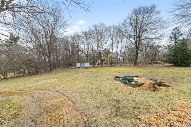 1 Whitcomb Way, North Reading, MA 01864