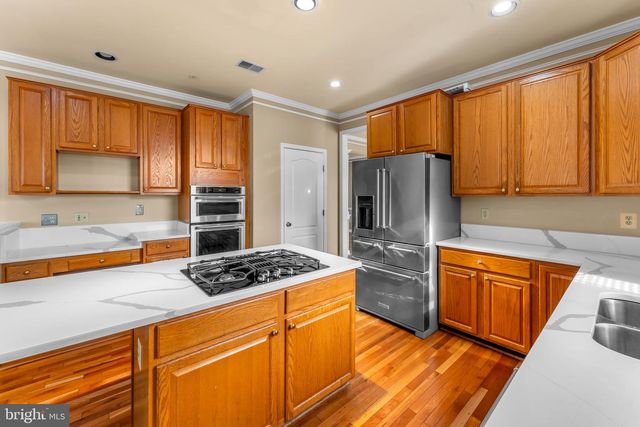 17203 LONGLEAF DR, Bowie, MD 20716