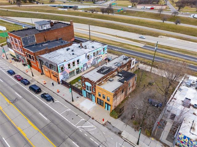2544 Michigan Avenue, Detroit, MI 48216