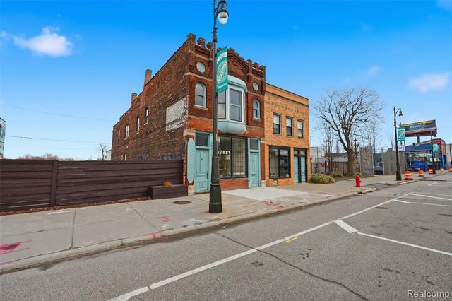2544 Michigan Avenue, Detroit, MI 48216
