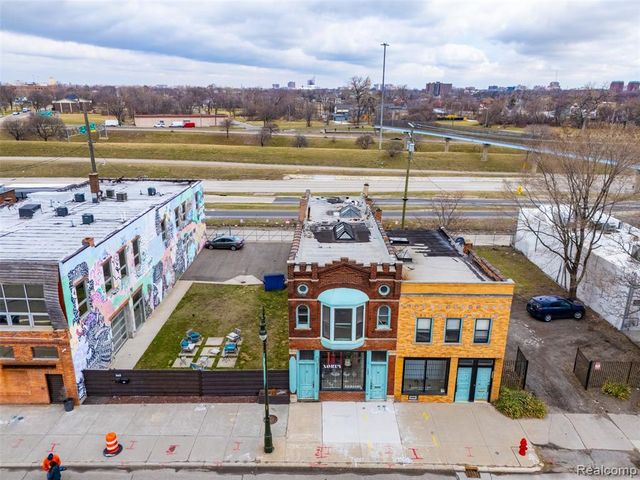2544 Michigan Avenue, Detroit, MI 48216