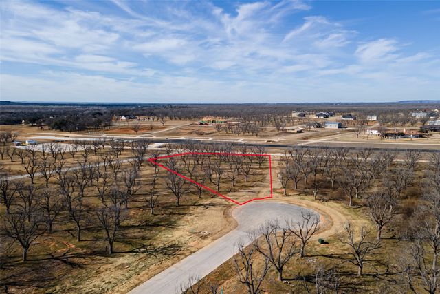 1501 Earhart Drive, Granbury, TX 76049