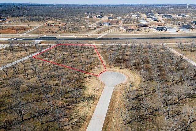 1501 Earhart Drive, Granbury, TX 76049