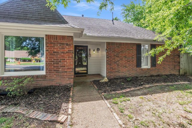 870 CULLY RD, Memphis, TN 38018