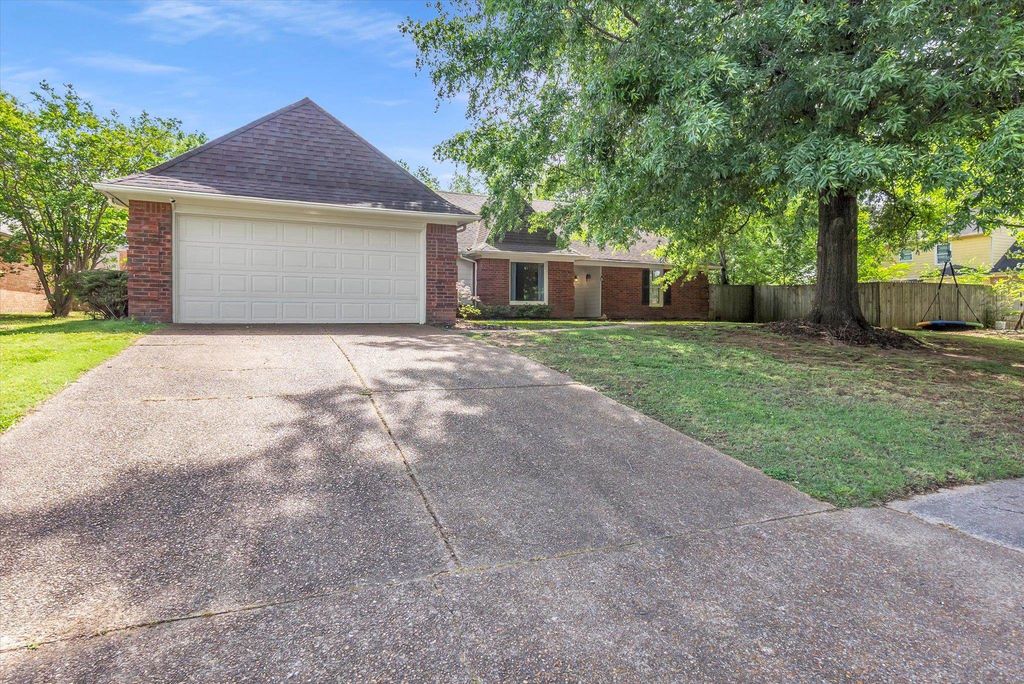 870 CULLY RD, Memphis, TN 38018